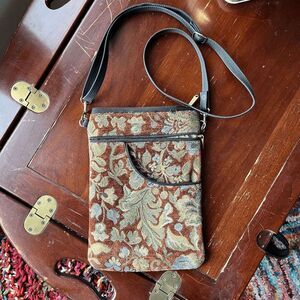 VTG 90s Tapestry Crossbody Bag Floral Gobelin Dark Academia Cottagecore